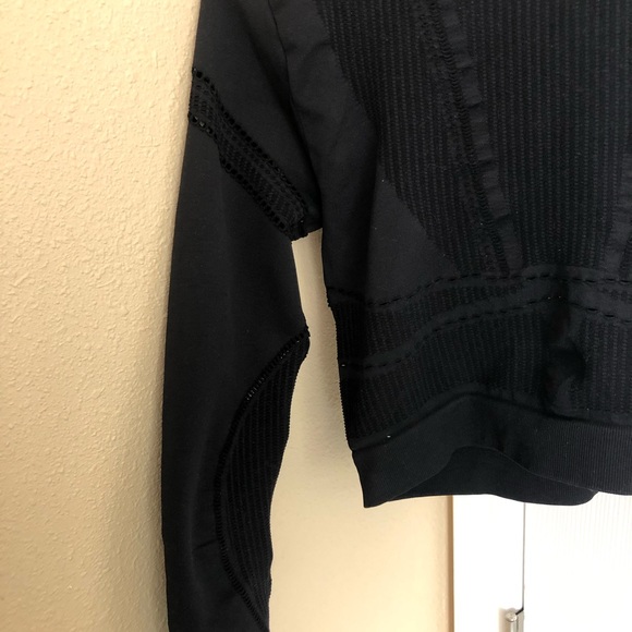 Fabletics Mesh Long Sleeve Top Women’s L - Picture 11 of 12